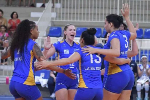 Vôlei feminino de São Caetano ganha do Vôlei Louveira pelo Campeonato Paulista