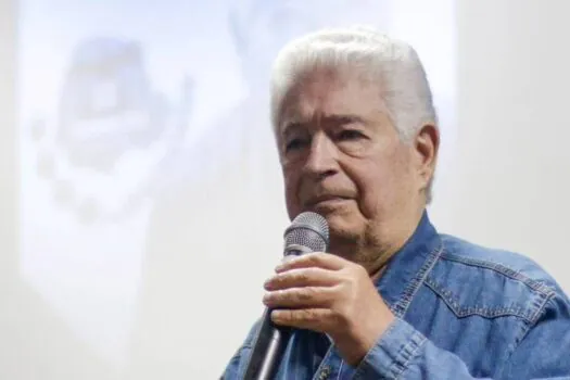 Ex-governador Requião acena a candidata bolsonarista, mas diz que vai analisar propostas