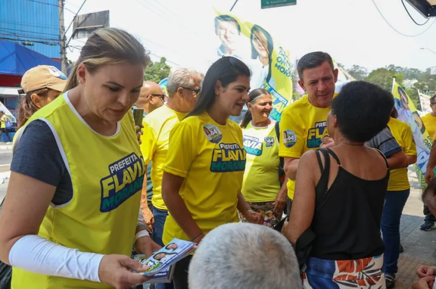 Flávia Morando percorre regiões do Alvarenga e Demarchi levando propostas à população