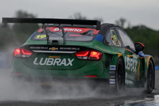 Felipe Fraga é o primeiro pole position da história da Stock Car no Uruguai