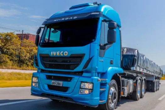 Parceria de alta tecnologia: Dunlop equipa novos caminhões da IVECO