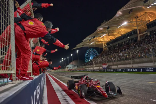 Leclerc faz ótima largada, lidera dobradinha da Ferrari e vence GP dos EUA