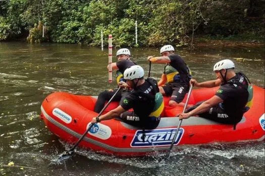 Bombeiros do interior de SP representam o Brasil nos Jogos Pan-Americanos de Rafting, no Chile