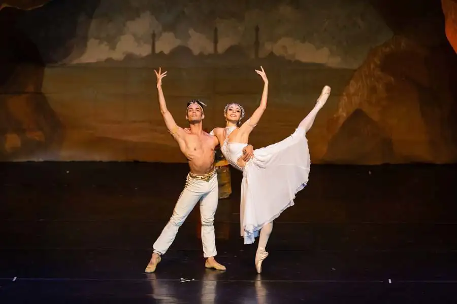 cia-paulista-danca-la-bayadere