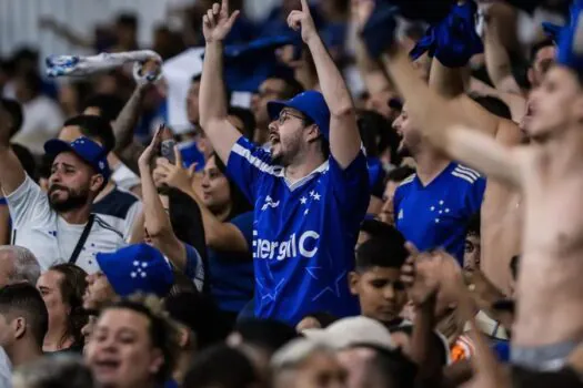 Cruzeiro lamenta morte de torcedor em emboscada