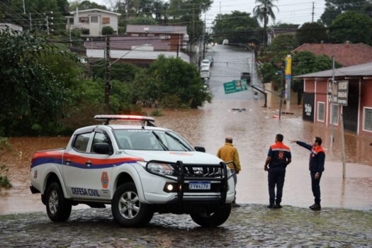 Defesa Civil de SP promove congresso de resiliência climática e amplia ações de prevenção a desastres