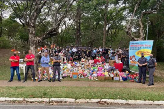 Dia das crianças: projeto social da PM leva alegria a bairros da Grande SP