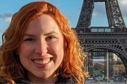 Brasileira morre após ser atropelada na faixa de pedestre em Paris