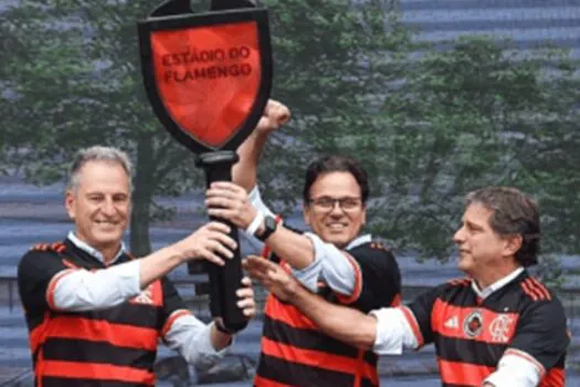 Flamengo assina termo de posse do terreno do Gasômetro para construção de estádio