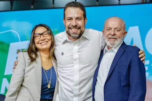 Janja e apoiadoras de Boulos gravam vídeo sobre BO de esposa de Nunes