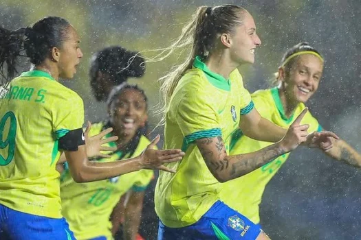 Brasil derrota Colômbia por 3 a 1 em partida amistosa