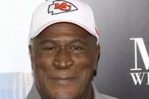 Morre John Amos, ator de ‘Um Príncipe em Nova York’, aos 84 anos