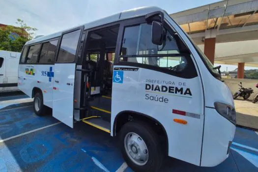 Micro-ônibus vai reforçar transporte de pacientes em Diadema