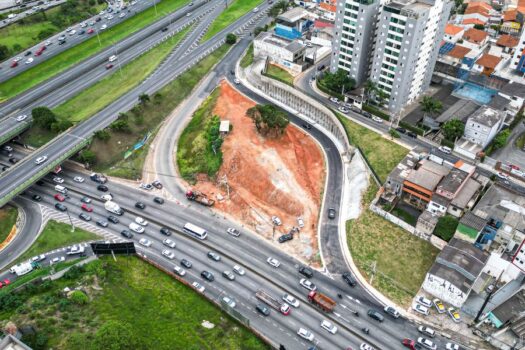 Boletim ECOVIAS: Tráfego segue lento na Anchieta