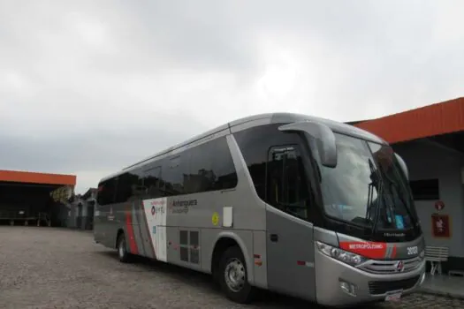 Linhas seletivas da EMTU ganham 15 ônibus zero km com nova tecnologia ambiental