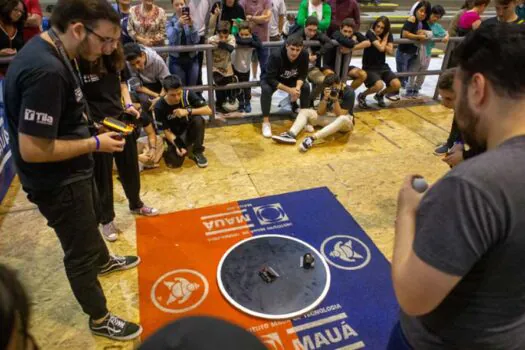 IMT realiza 3ª edição do RoboChallenge Brasil com mais de 200 robôs competindo