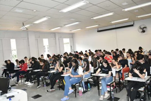 Promovido pelo Singular, simulado do Enem recebe 2 mil estudantes