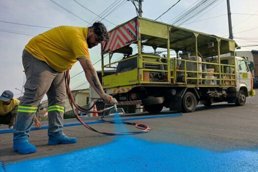 Ribeirão Pires reforça segurança no trânsito com sinalização viária