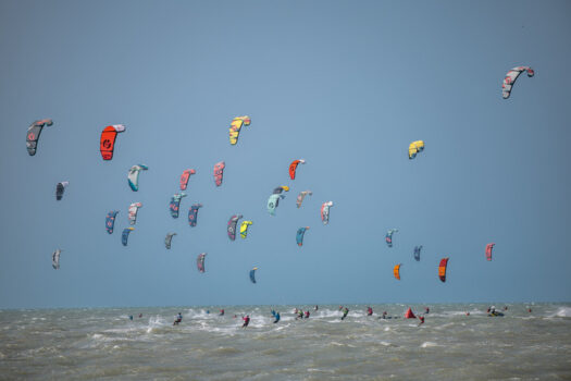 Beach Park recebe o maior rally de kitesurf do mundo nesta quarta-feira (23)