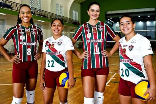 Superbet é a nova patrocinadora máster do time de vôlei feminino do Fluminense