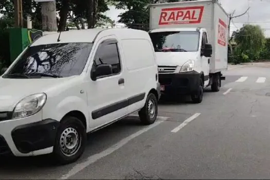 PM prende trio e resgata reféns durante roubo de carga em Osasco