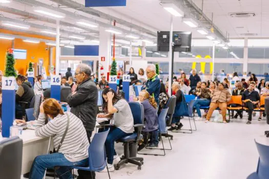 População elogia iniciativa da Prefeitura de SP de realizar mutirão do CadÚnico aos domingos