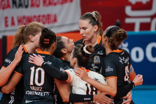 Osasco Voleibol Clube vence a 2ª partida na Superliga Feminina 2024/25 e joga nesta sexta (1)