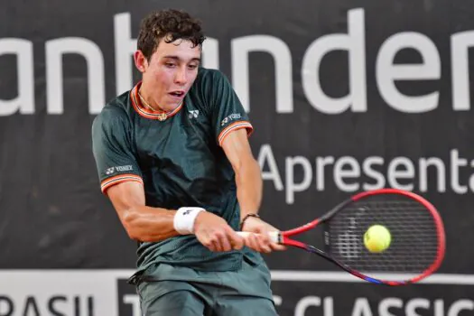 Enzo Kohlmann faz semifinal inédita no ITF M15 de Recife