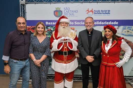 Presidente do Fundo Social de São Caetano, Denise Auricchio inaugura Bazar de Natal