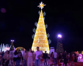 Título do post: Natal do Bem 2024 27 milhes de luzes iluminam o Centro Niemeyer em Goinia