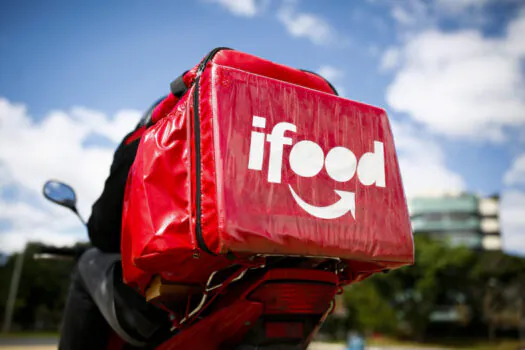 MPT processa iFood por vínculo empregatício