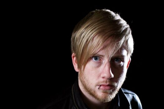 Morre Bob Bryar, ex-baterista do My Chemical Romance, aos 44 anos