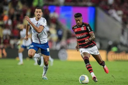 Abatido, Bruno Henrique conversou com Filipe Luís e pediu para jogar no Fla