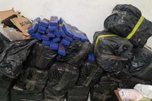 PM estoura ‘casa bomba’ e apreende mais de 800 kg de drogas em Osasco