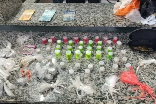 PM prende traficante e apreende diversos tipos de drogas em Diadema