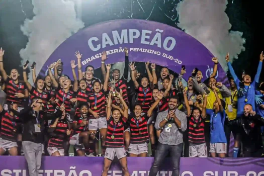 Flamengo goleia Botafogo e conquista Brasileirão Feminino Sub-20