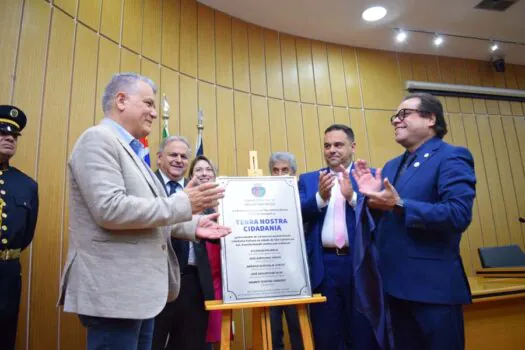 Câmara realiza sessão solene em homenagem aos 11 anos da Confraria da Praça