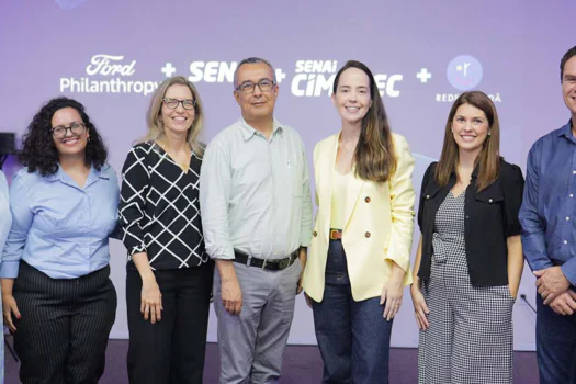 Ford lança programa de capacitação profissional em tecnologia na Bahia