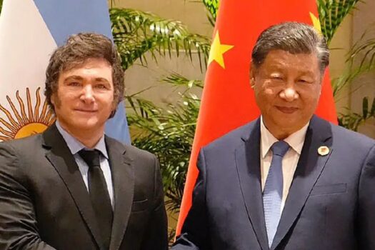 De crítico do comunismo a parceiro de Xi Jinping: Milei muda de estratégia