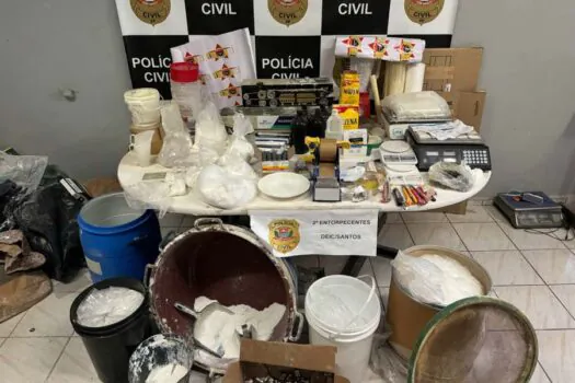 ‘Gerente’ do tráfico é preso após polícia encontrar ‘laboratório’ de drogas na Baixada Santista