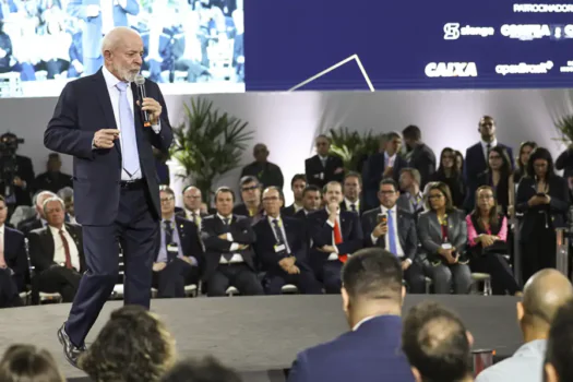 Lula garante crédito para construção civil e expansão do Minha Casa, Minha Vida para classe média