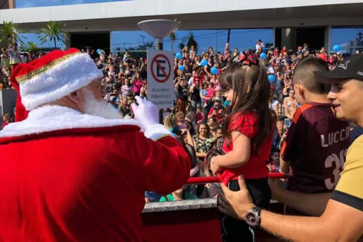 Atrium Shopping promove passeio gratuito no Caminhão dos Bombeiros com o Papai Noel