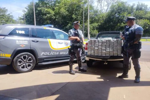 PM Rodoviária prende motorista que transportava mais de 100 kg de maconha no interior de SP