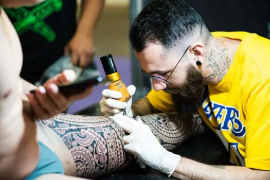 Maior evento de arte na pele do mundo, a 12ª Tattoo Week começa nesta sexta