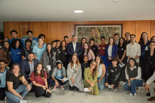 Estudantes são recebidos no Palácio do Planalto para o encerramento da 2ª Semana Brasileira de Educação Midiática