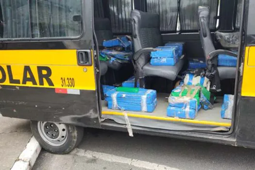 Polícia Civil prende motorista de van escolar que transportava drogas na Grande SP