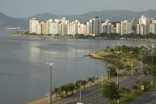 Florianópolis é o 4º destino mundial mais buscado para o verão 2025