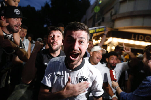 Torcida do Botafogo faz história em Buenos Aires