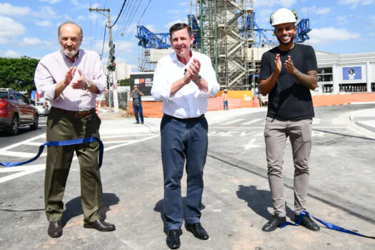 Prefeito Orlando Morando inaugura ligação viária entre Av. Piraporinha e Corredor ABD