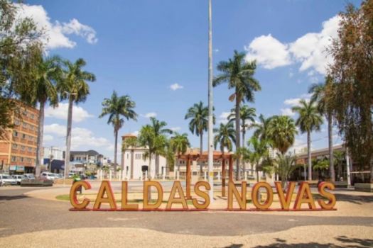 Caldas Novas cria Taxa de Preservação Ambiental para turistas